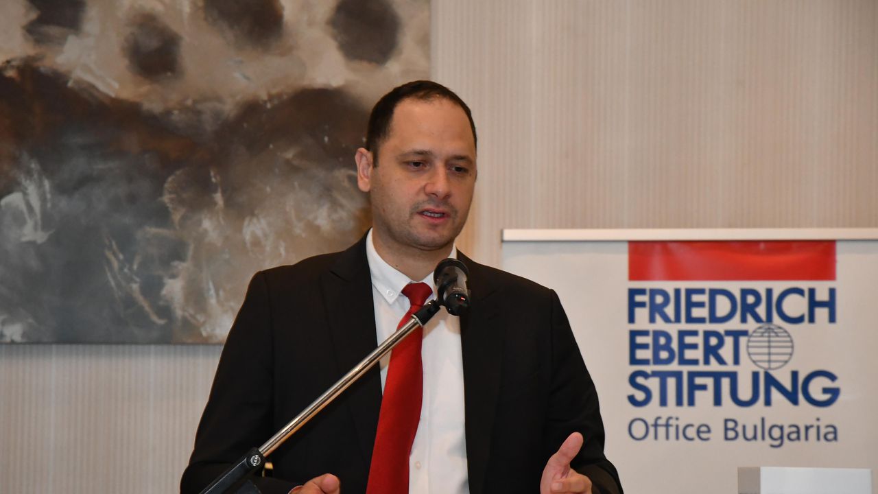 Ако се чудим дали би могло да падне правителството, отговорът