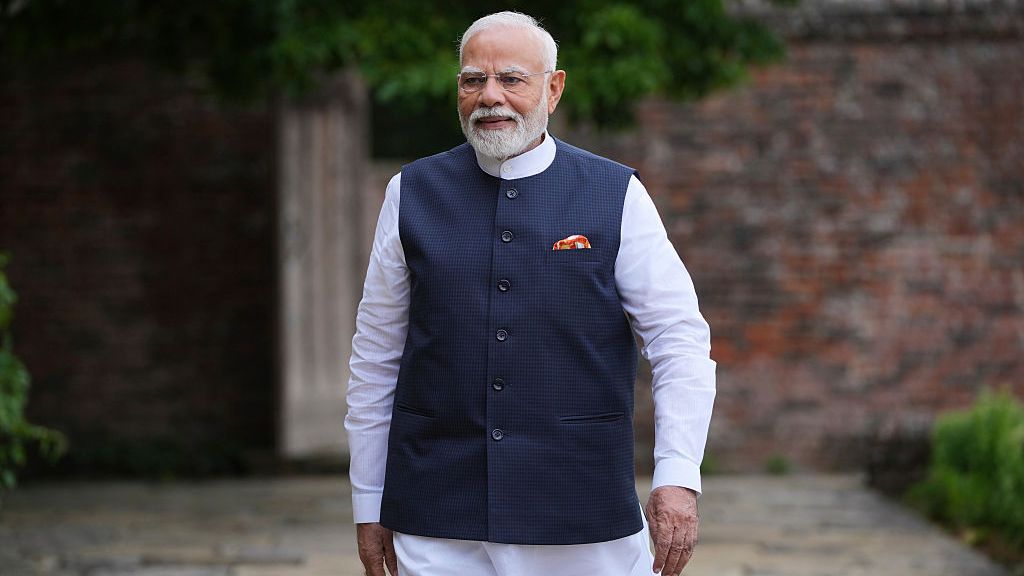 Моди: Армията ни постави Пакистан на колене за един миг