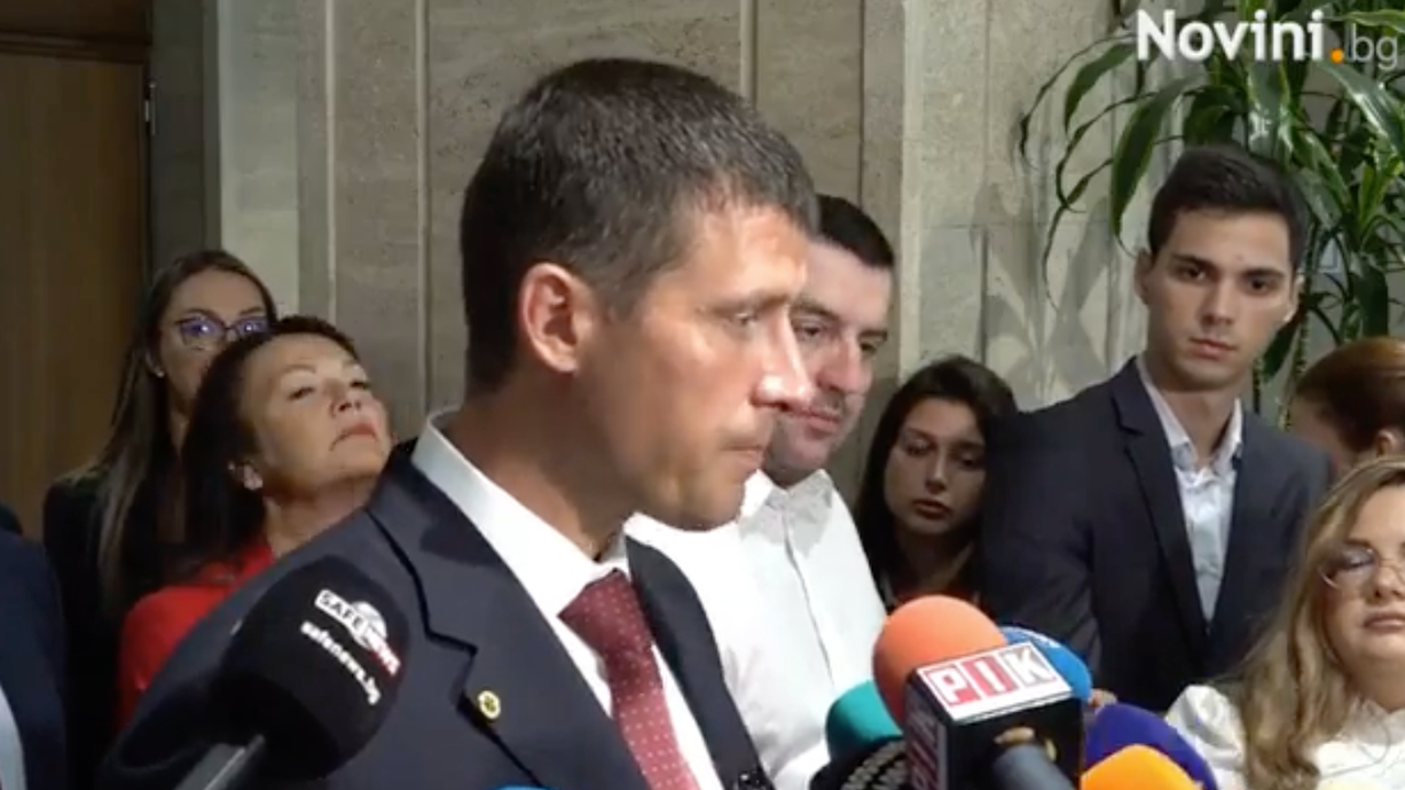 Правосъдният министър Георги Георгиев заплашвал "Величие"?