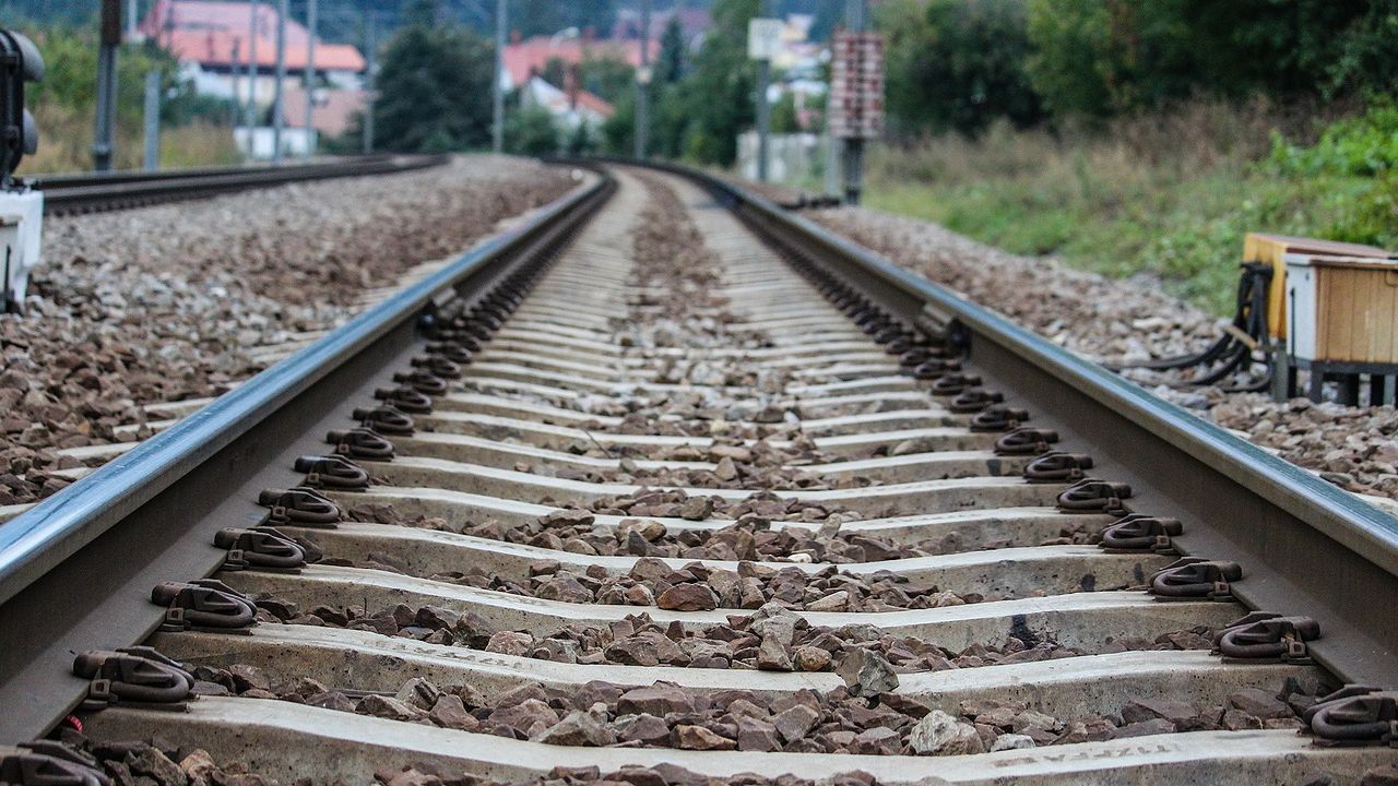 Машинистите на влака, прегазил мъж на гара Мездра, са с положителна проба за наркотици