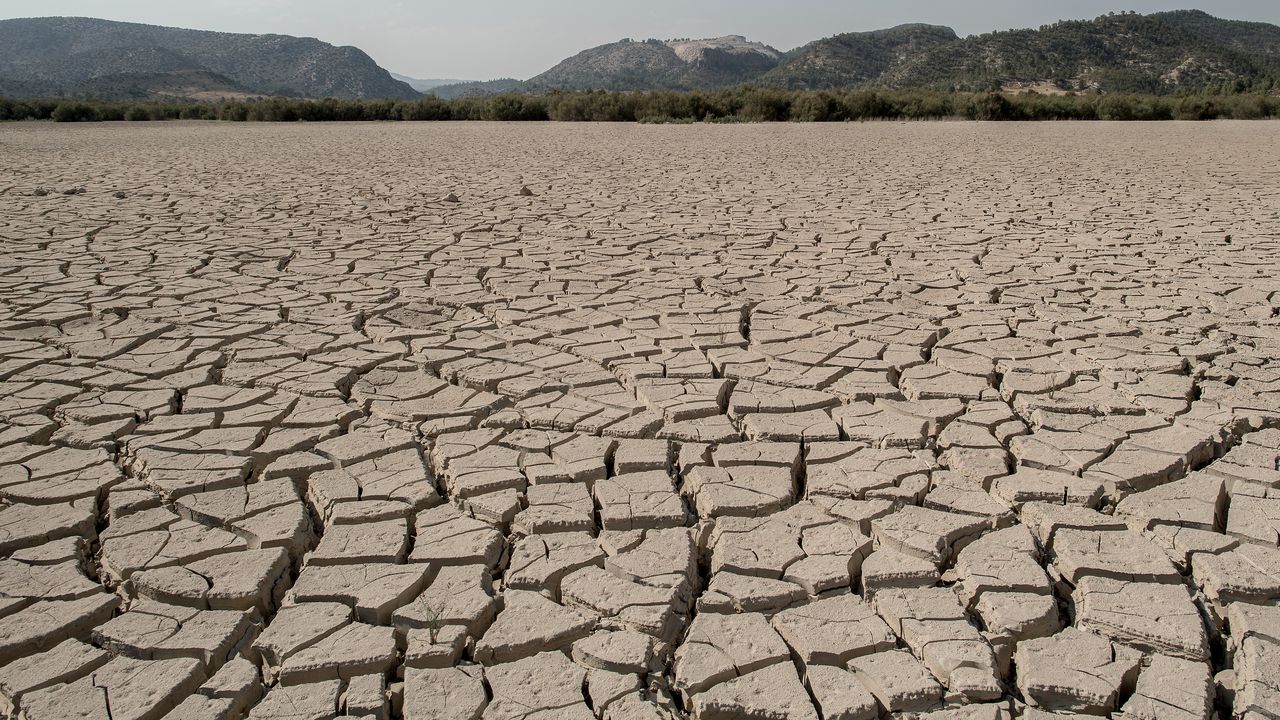 Водата в двата основни язовира на Бурса свърши