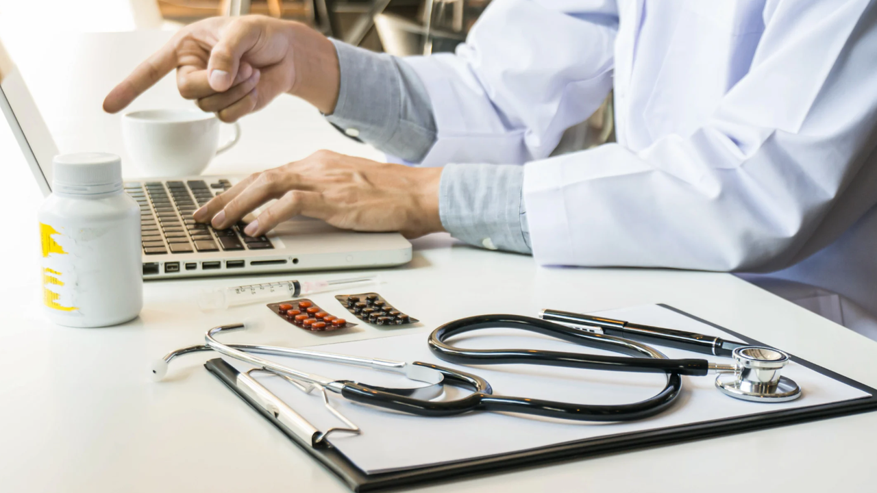 Наболял въпрос: с колко да се увеличи здравната вноска, за