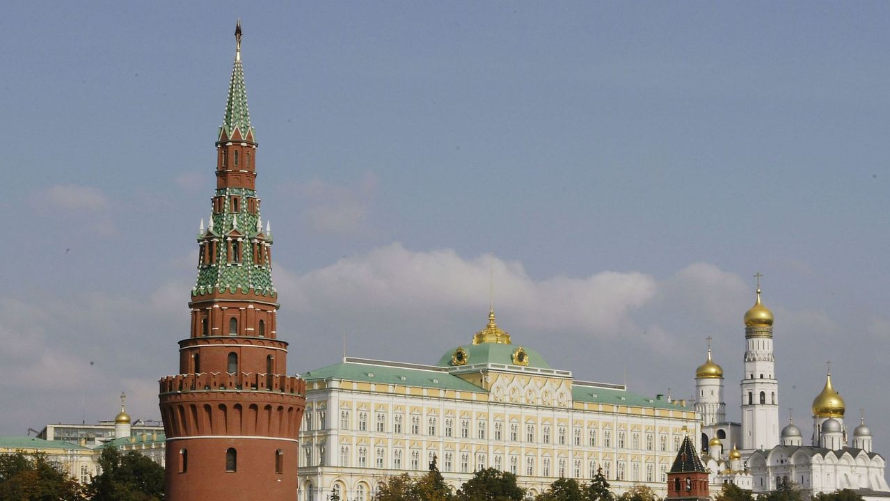 Руска държавна медия: Тomahawk? Няма ги в менюто. Зеленски получи печено пиле и салата