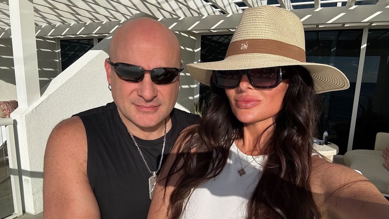 Вокалистът на Disturbed се ожени за красавицата Сара