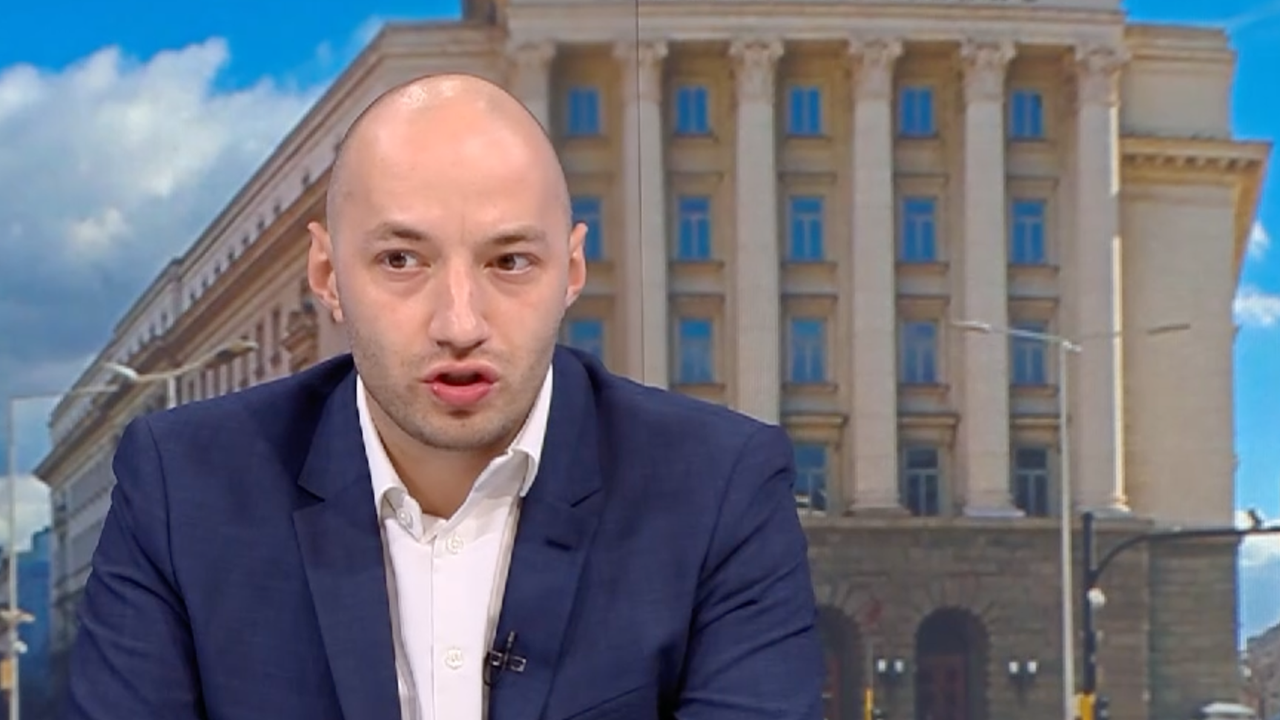 Димитър Ганев: Ако проектобюджетът остане с тези параметри, догодина ще се окажем в румънския сценарий