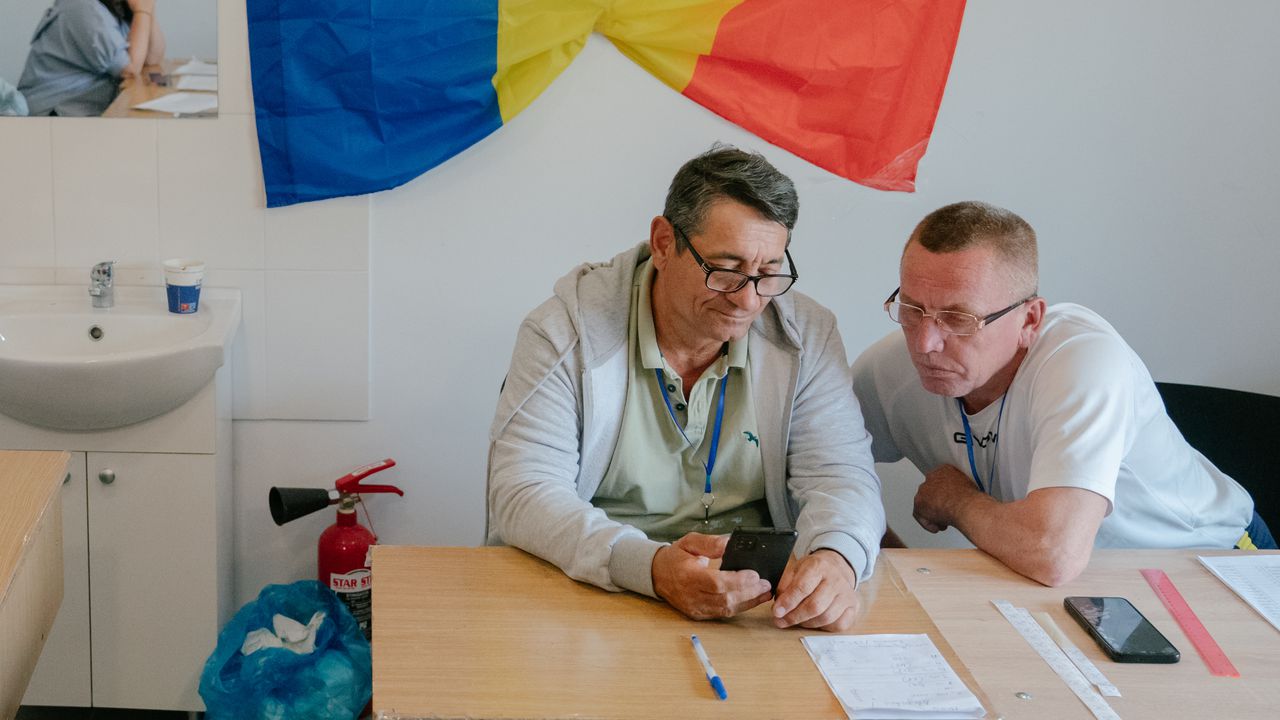 Румъния има нов президент.Това сочат данните от първите предварителни резултатите