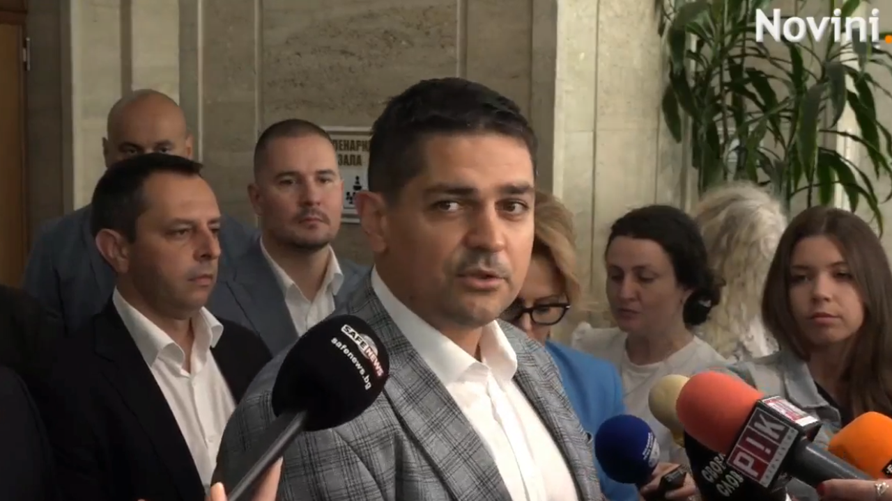 МЕЧ иска трите електроразпределителни дружества да бъдат придобити от държавата