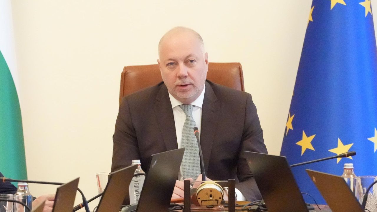 Желязков поиска от Теменужка Петкова да разясни данните за инфлацията