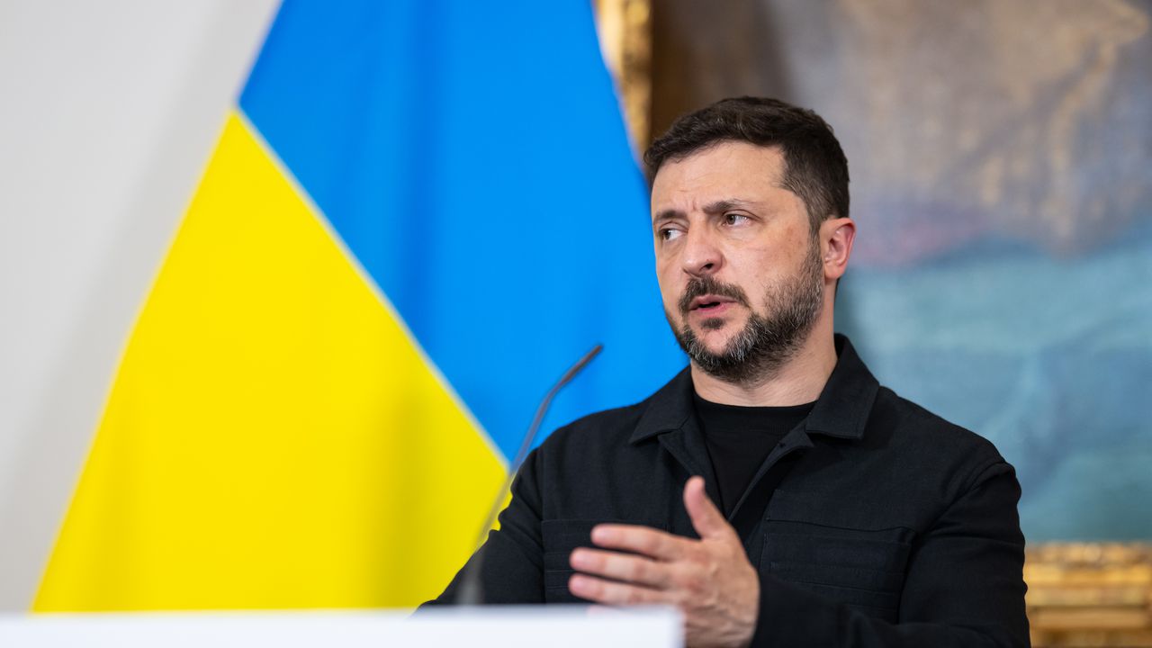 Зеленски планира да присъства на срещата на върха на НАТО в Хага