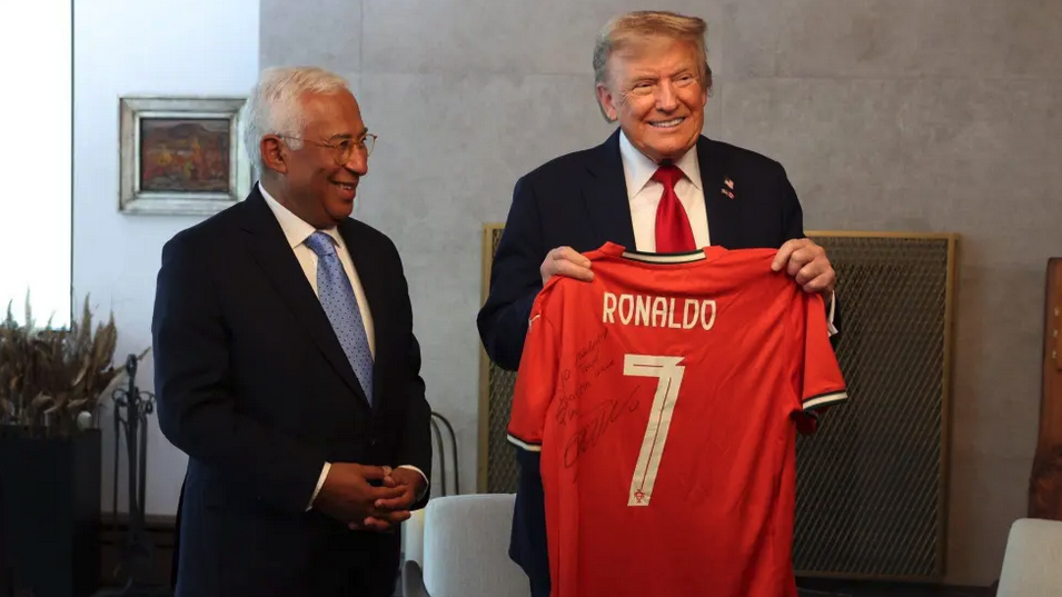 Тръмп получи подарък от Кристиано Роналдо с послание