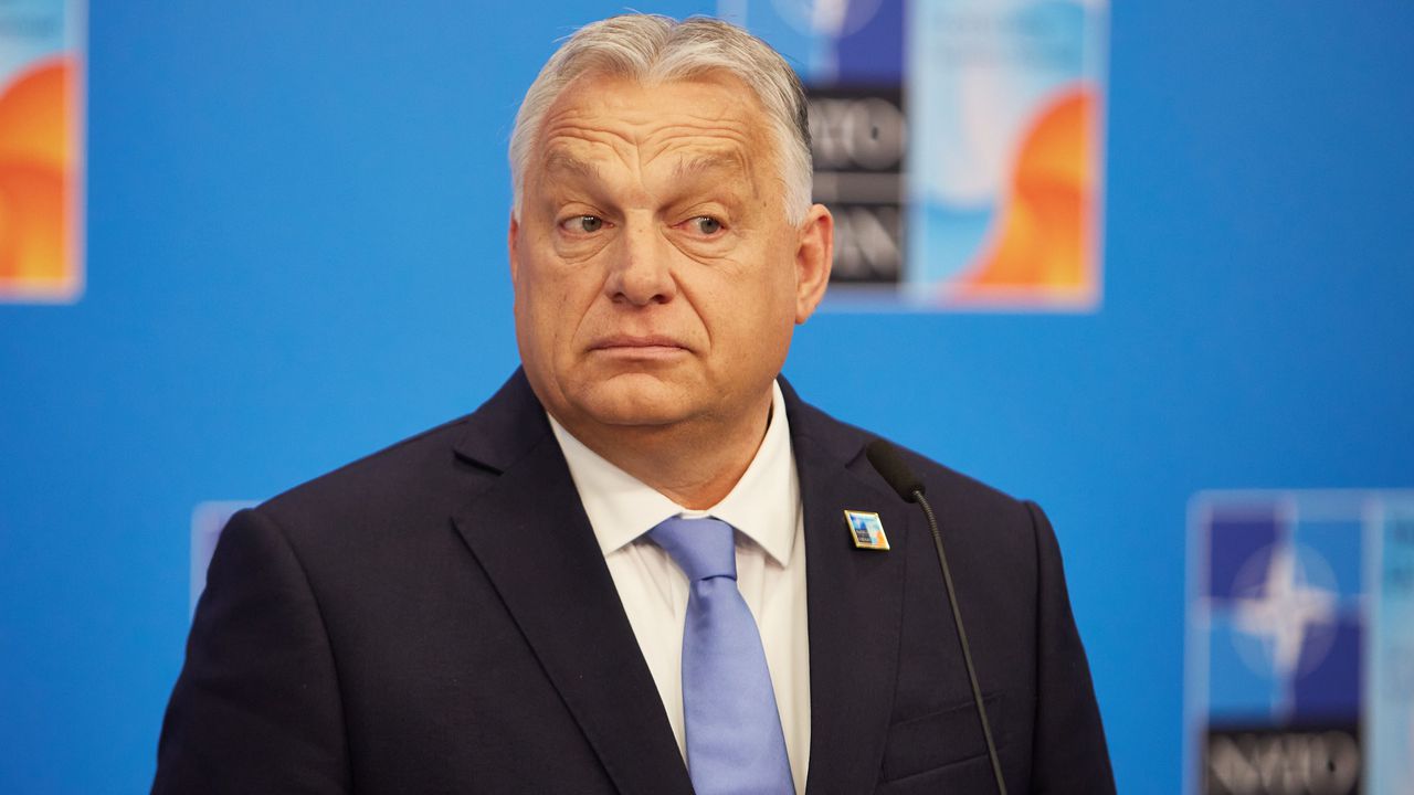 Окончателно Орбан въведе четиринадесета пенсия