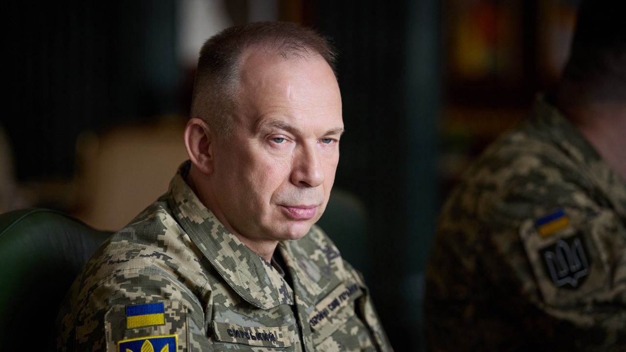 Украинският главнокомандващ посети Покровск