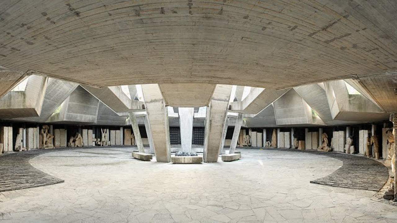 Братската могила в Пловдив отваря врати за посетители на 3