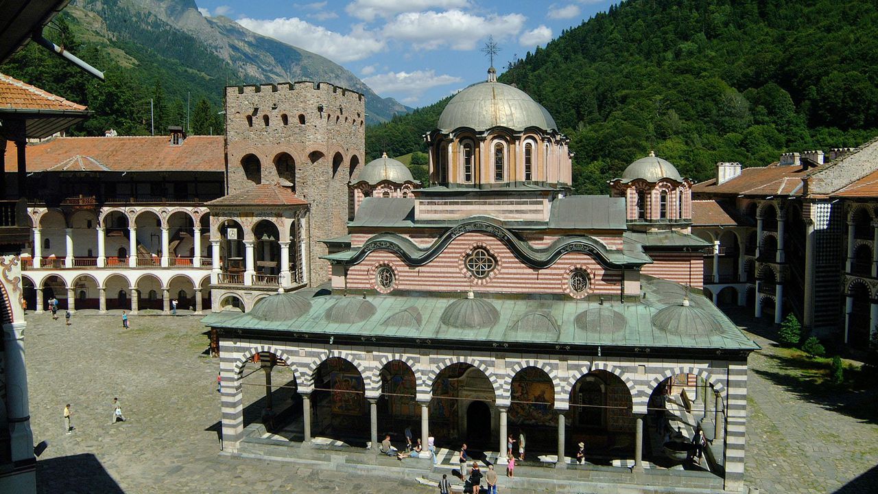 Българският патриарх Даниил ще възглави света литургия в Рилския манастир