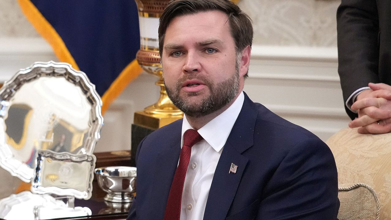 Вицепрезидентът Ванс ще участва в срещата между Тръмп и Зеленски