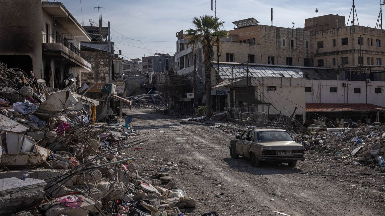 Израел атакува инфраструктура на "Хизбула" в Южен Ливан