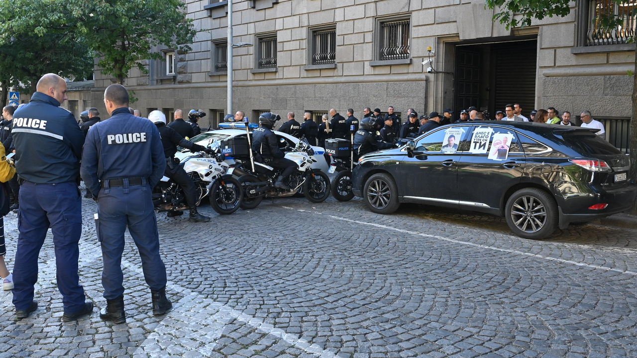 На основание утвърден план от директора на СДВР главен комисар