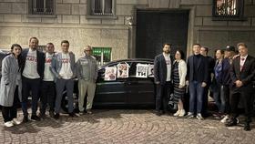 "Промяната" с подкрепа към Коцев: Автомобили блокираха входа на служебния паркинг на НС
