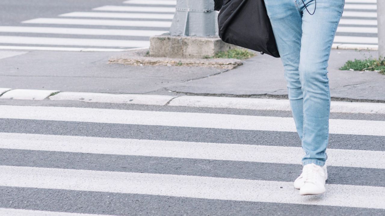 В Бургас ще бъде изградена интелигентна пешеходна пътека