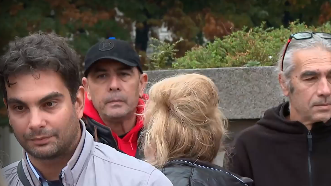 "Докато съм в ареста, жена ми роди": граждани протестираха срещу полевите тестове за наркотици