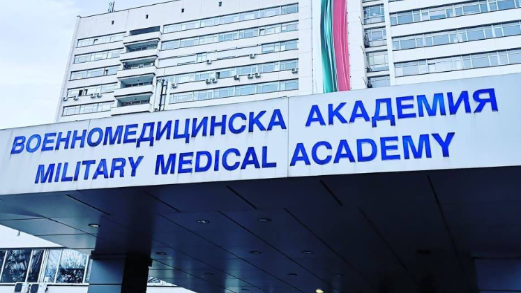 Лекарят от ВМА, прегазил куче, няма да може да упражнява професията си докато тече разследването