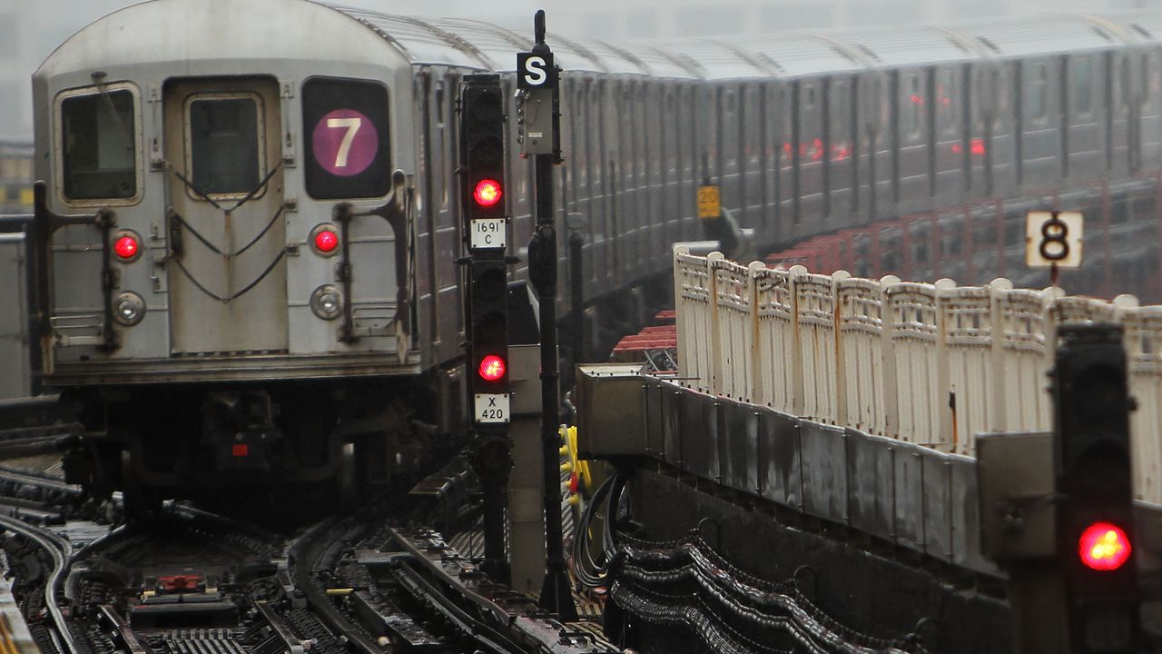 Гръцките железници започват общонационална 24-часова стачка