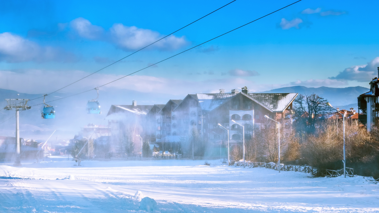 Зимната ваканция у нас поскъпва с до 10%