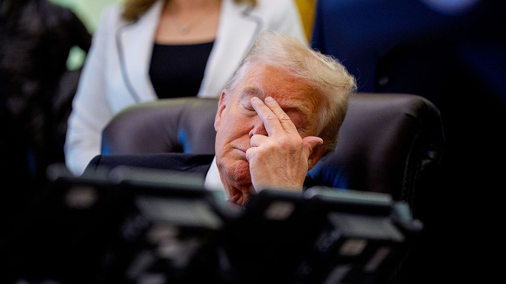 Испания поиска въвеждане на данък "Тръмп"