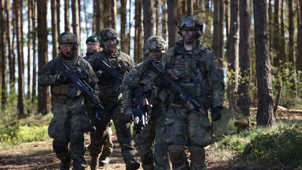 Генерал от НАТО призова към преосмисляне на политиката на възпиране