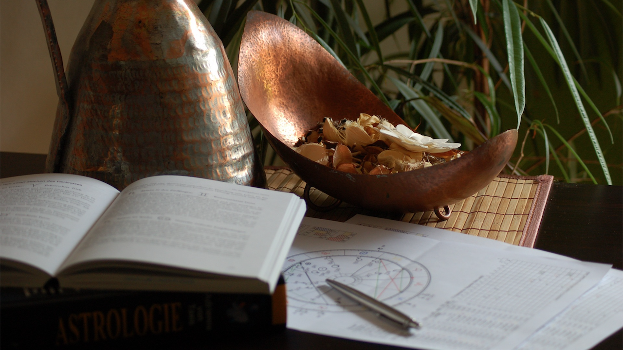 Луната e в знак Стрелец до 06:54ч на 20 декемвриЛуната