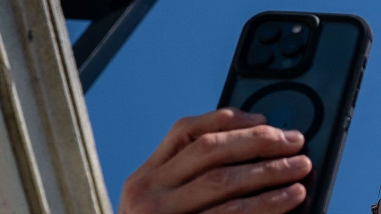 Всички съобщения са изпратени от един и същ номер с