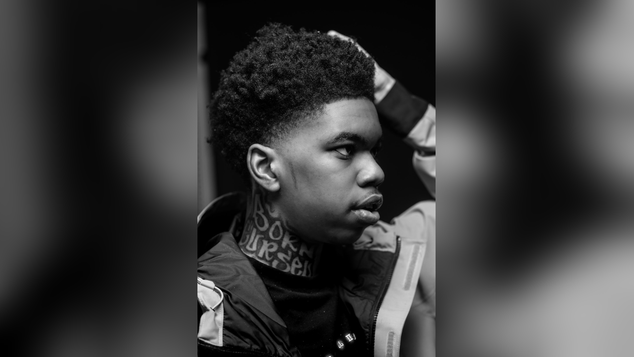 Рапърът от Флорида Lil Poppa е починал на 25-годишна възраст.