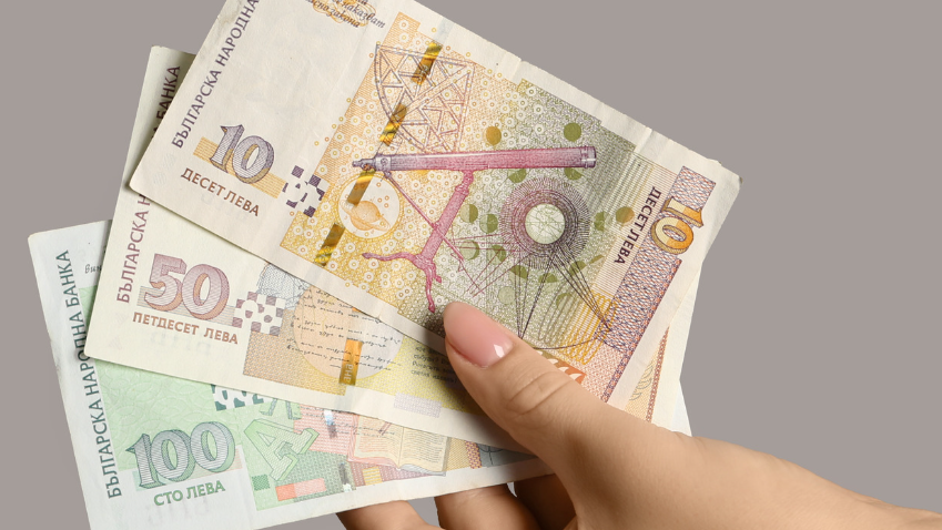 Той допълни, че заради края на отчетната година и предстоящите