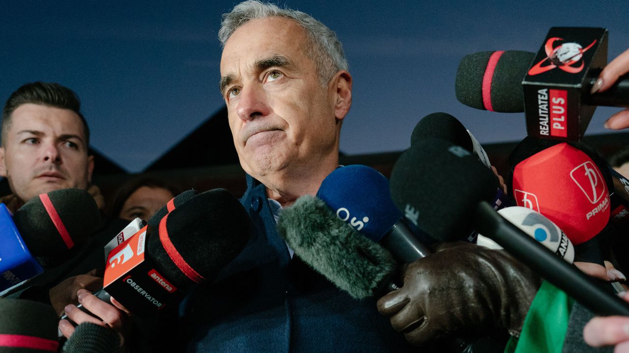 Калин Джорджеску: Моля се Никушор Дан да бъде мъдър президент на Румъния