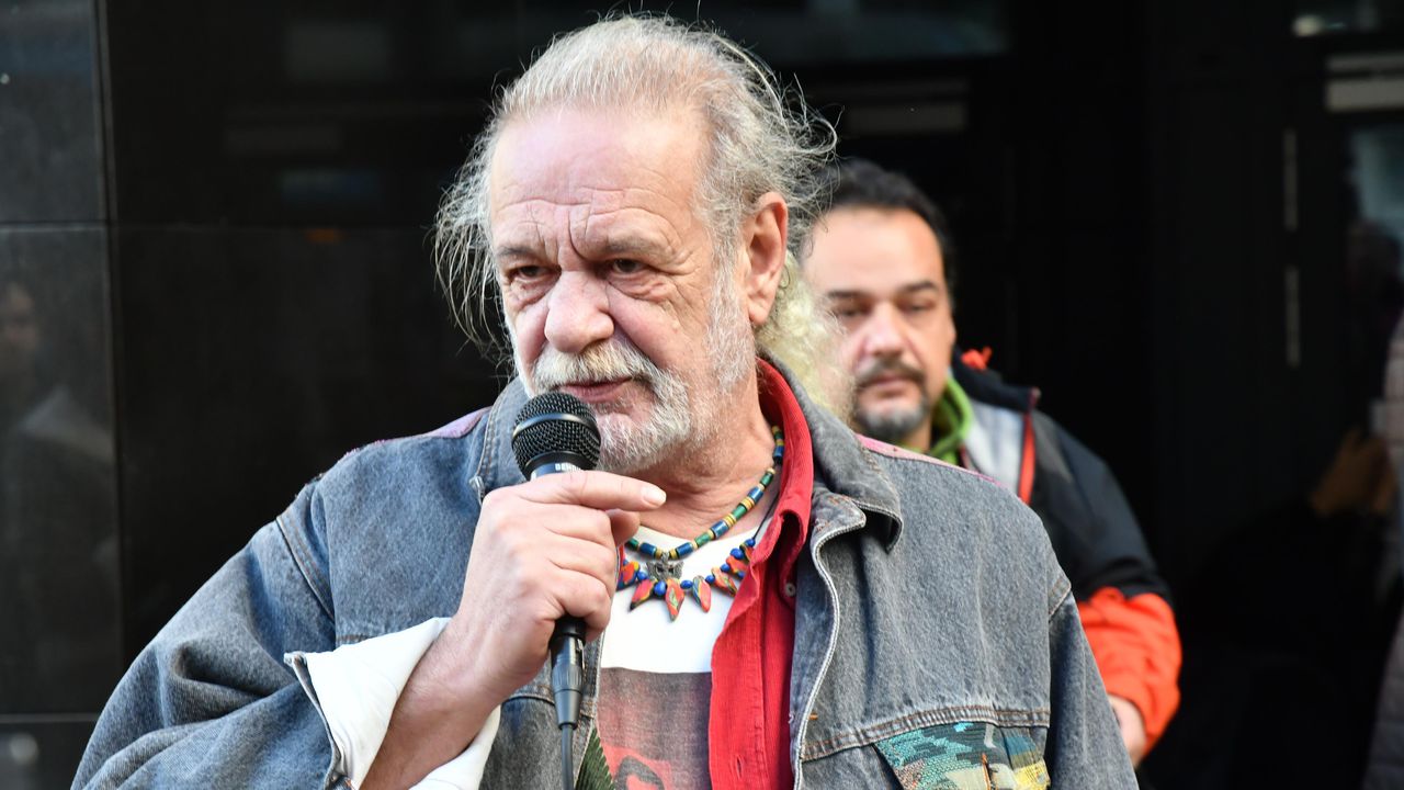 Проф. Евгений Дайнов: Очевидната цел на протестиращите е да свалят властта в София