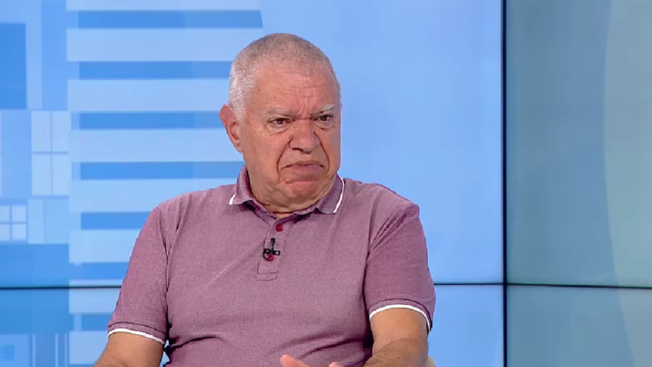 Михаил Константинов: Всичките ни разговори за вътрешна политика бледнеят на фона на случващото се в света