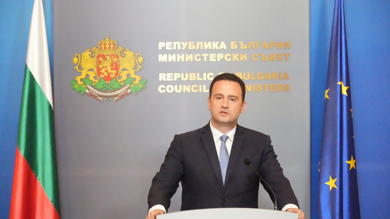 България очаква нова доставка на тръби за Вертикалния газов коридор, съобщи министър Станков в Бургас