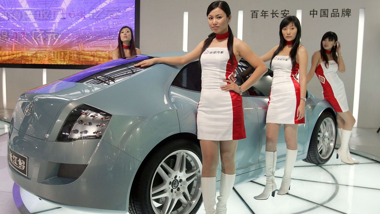 Китайският технологичен гигант Xiaomi съобщи, че през 2027 г. ще пусне първите си коли на европейския пазар