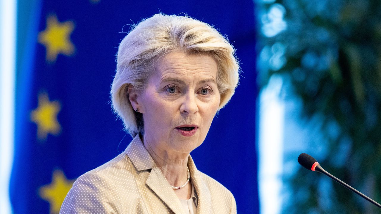 Белгия не бива да поема сама риска с използването на замразените руски авоари, каза председателката на ЕК