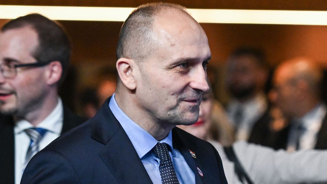 Той подчерта, че темата за изчезналите е първият и най-важен