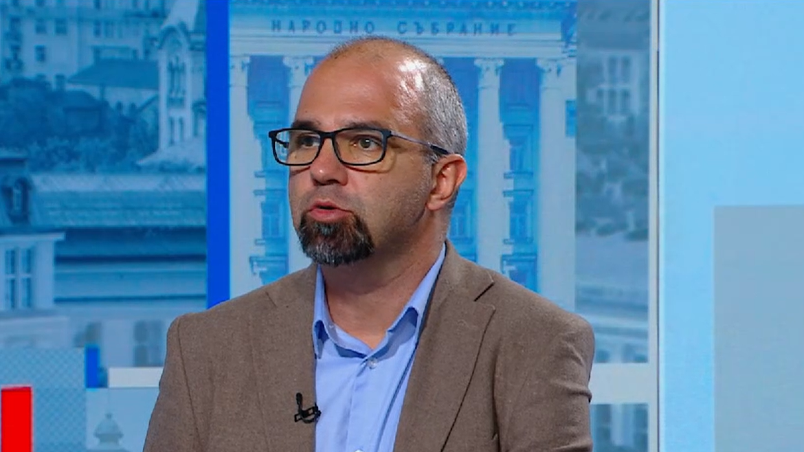 По думите му гражданите не чуват обясненията на институциите по