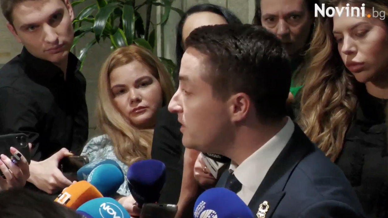 Божанков: Киселова направи необходимото за България, връщайки референдума на Радев за еврото