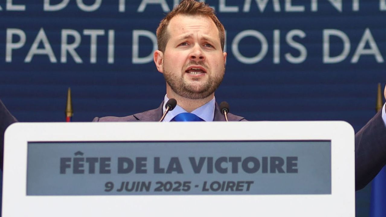 Репликата прозвуча по време на пряко предаване на заседанието на