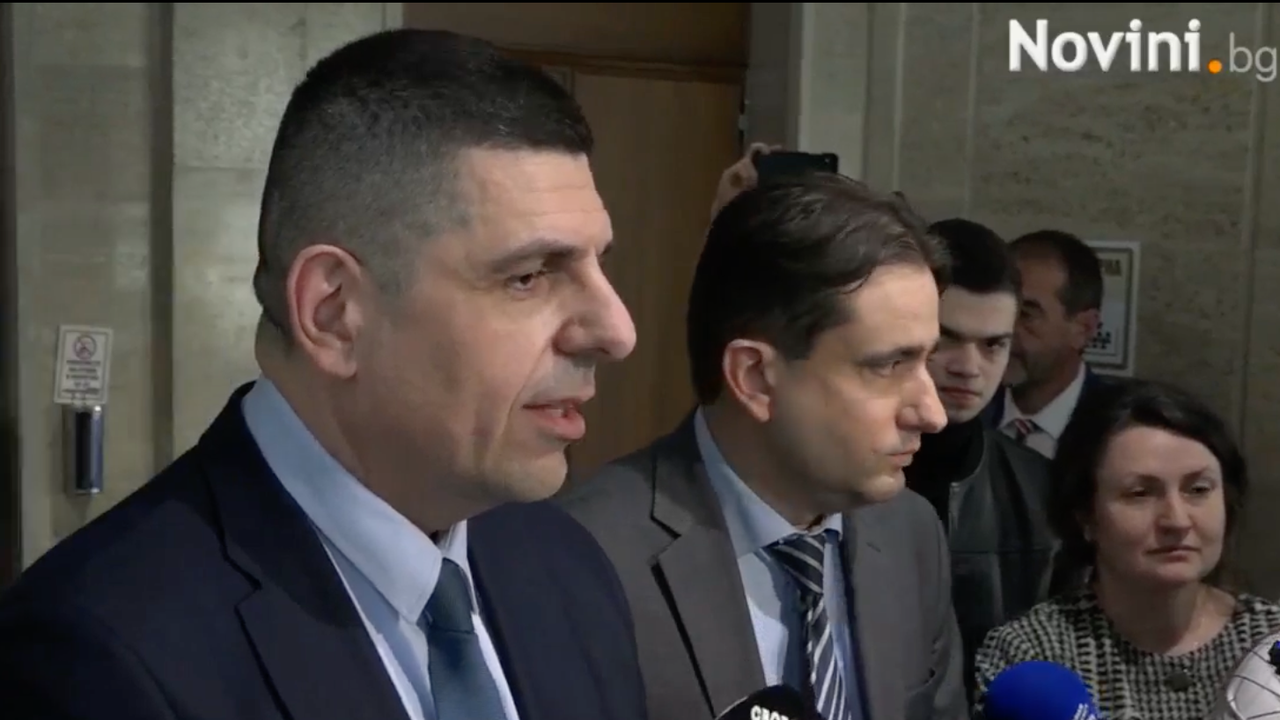 Ивайло Мирчев иска всички политици да се откажат от служебните си автомобили