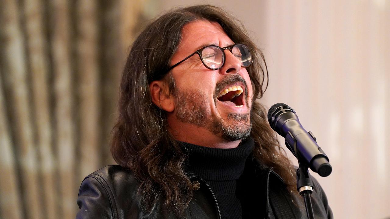 Фронтменът на Foo Fighters Дейв Грол разказа в детайли за