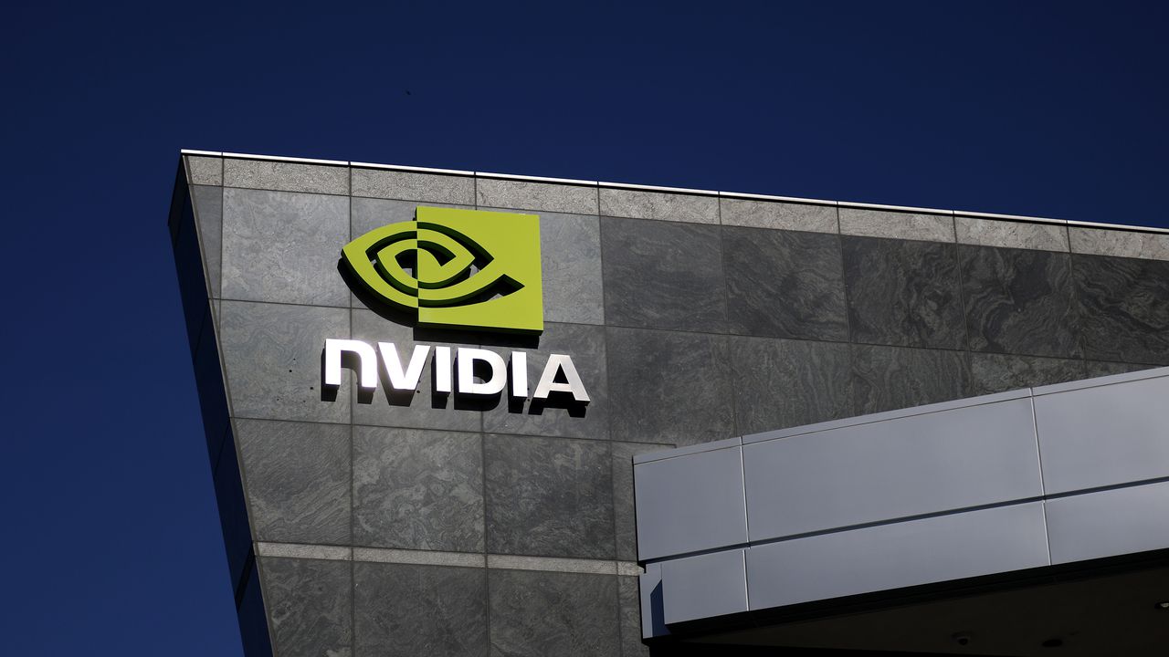 Nvidia със загуби от 15 млрд. долара заради ограниченията върху износа на чипове от САЩ за Китай