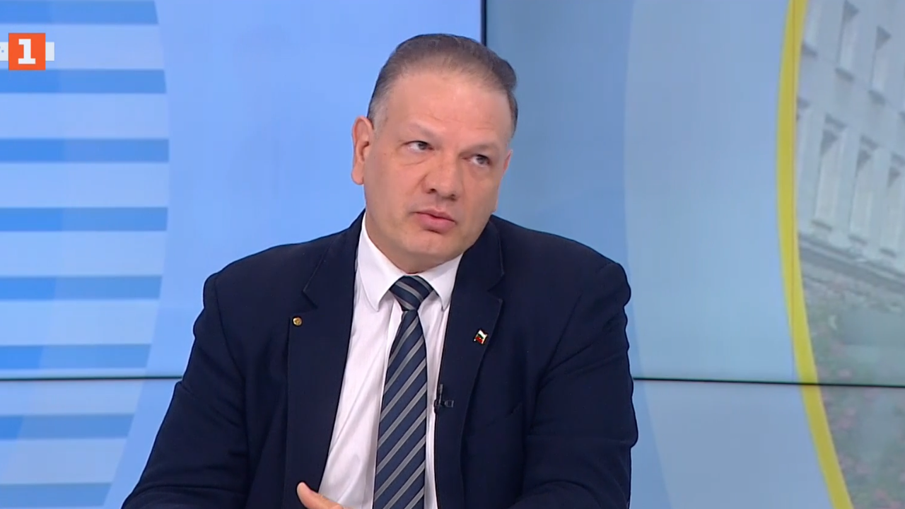 Адв. Славов: Хора, които имаха отношение към фалита през 1997 г., сега са най-големите защитници на лева