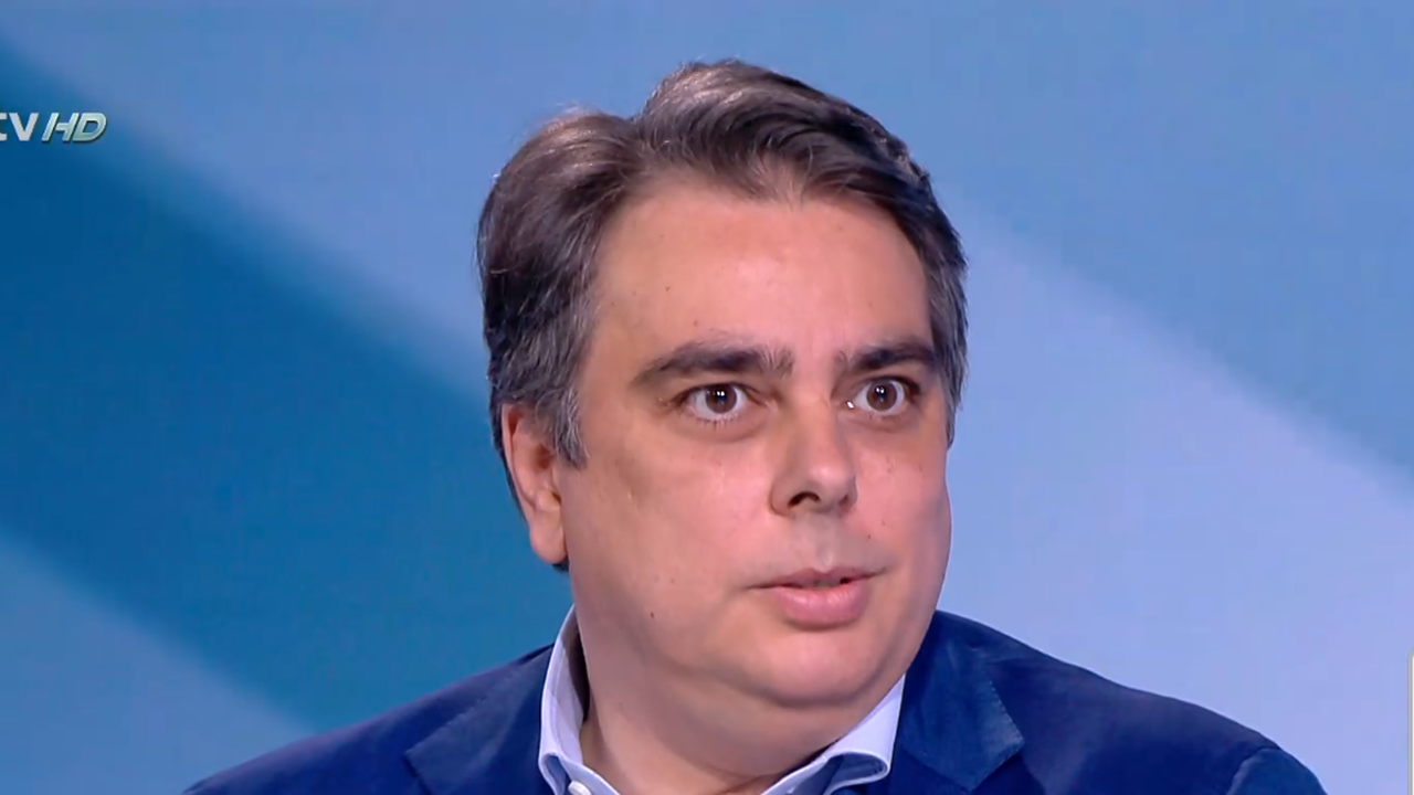 Асен Василев: Инфлацията и екотаксите нямат нищо общо с еврозоната, Радев ме разочарова