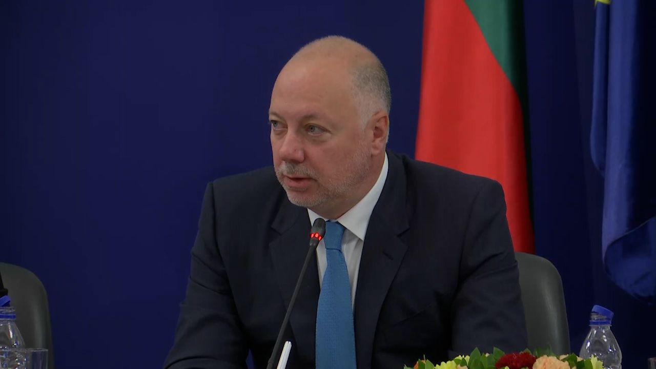 За избори може да се говори, когато има алтернатива, в