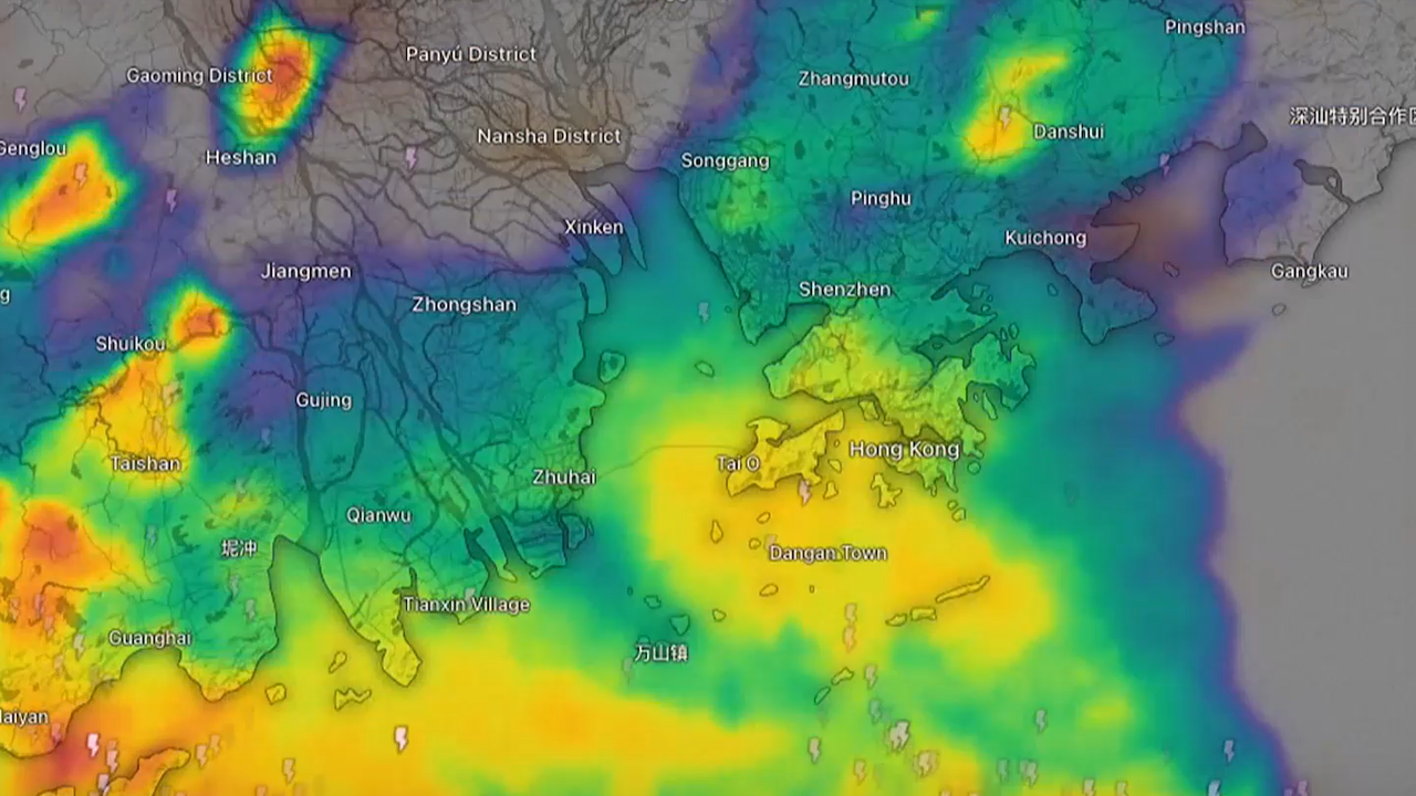 В Хонконг е обявена най-високата, десета степен на тревога в